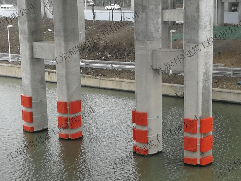 福建C型固定式防撞块