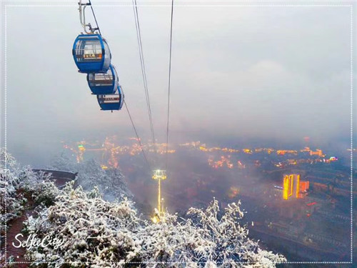 分析雨雪天的索道运营