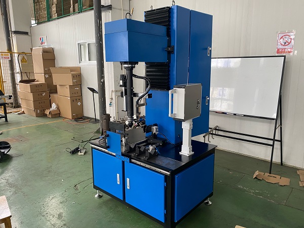 南京ZYX65型相贯线焊机