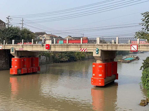 桥墩桥梁防撞装置