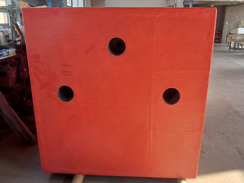 分水頭自浮式鋼覆式橋梁防撞設施