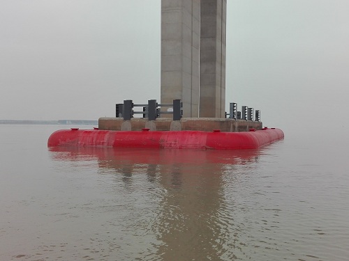 桥梁新型复合吸能材料防撞设施