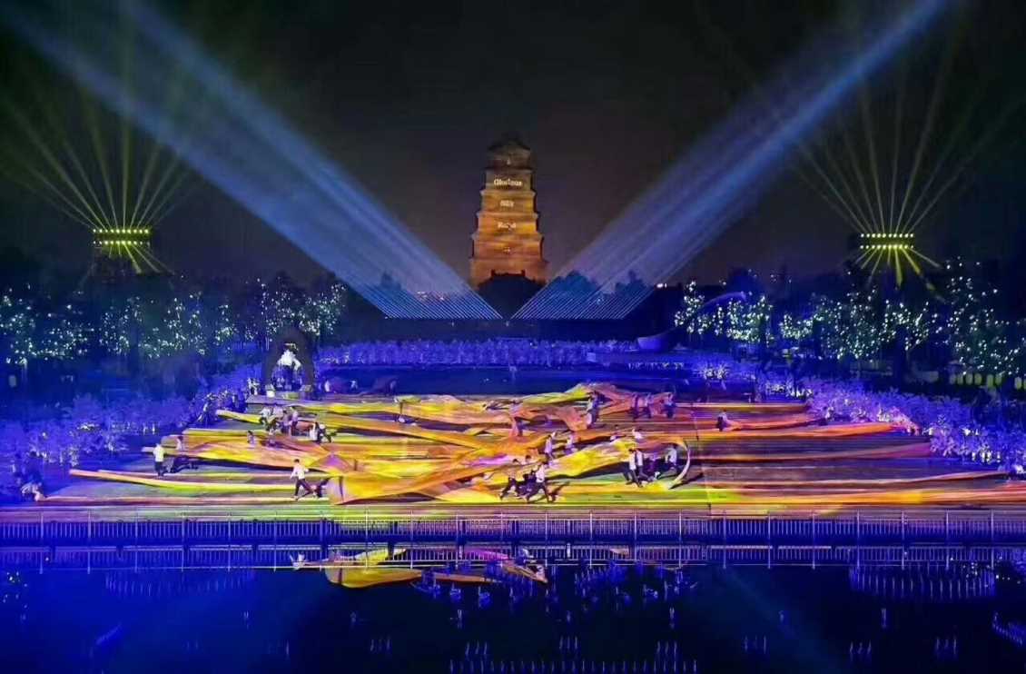 展台搭建的流程是什么（展台搭建的设计和建造步骤）