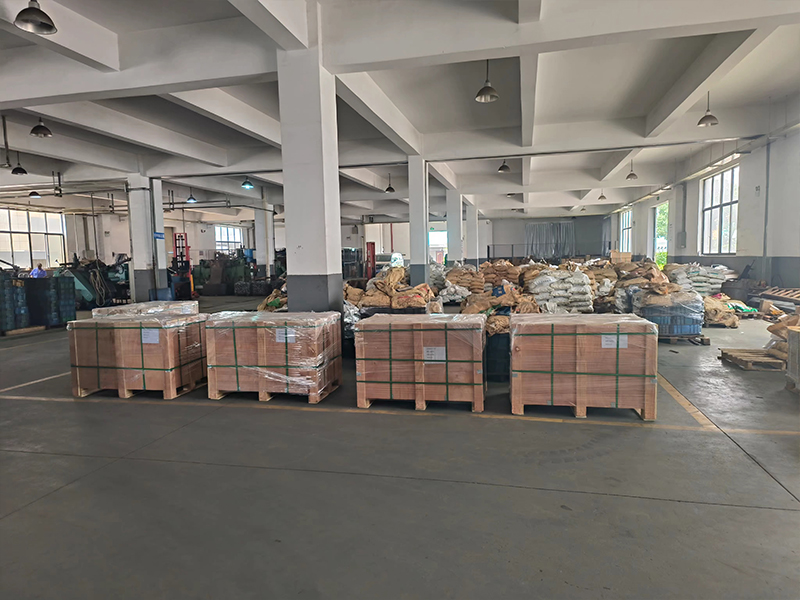 关节球打包发货现场