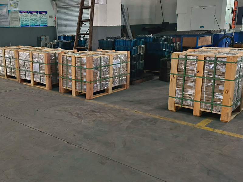 千斤顶平面推力球轴承打包发货